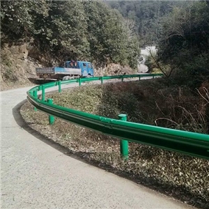 波形護(hù)欄安裝工程