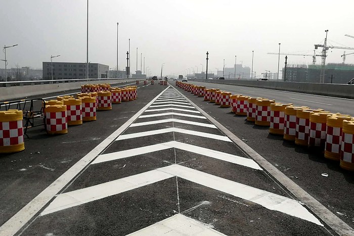 地放標(biāo)線工程