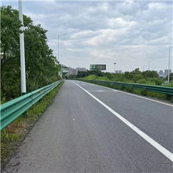 波形護(hù)欄安裝工程