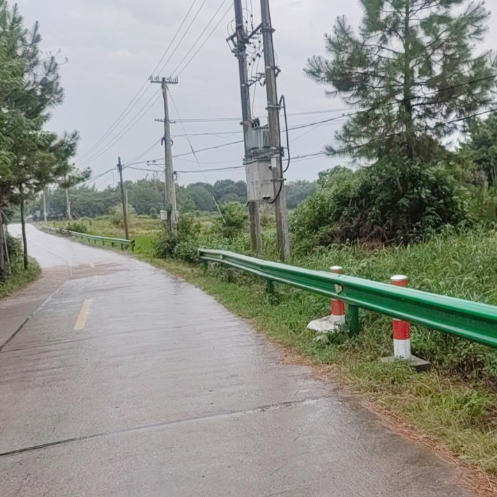 波形護欄安裝工程