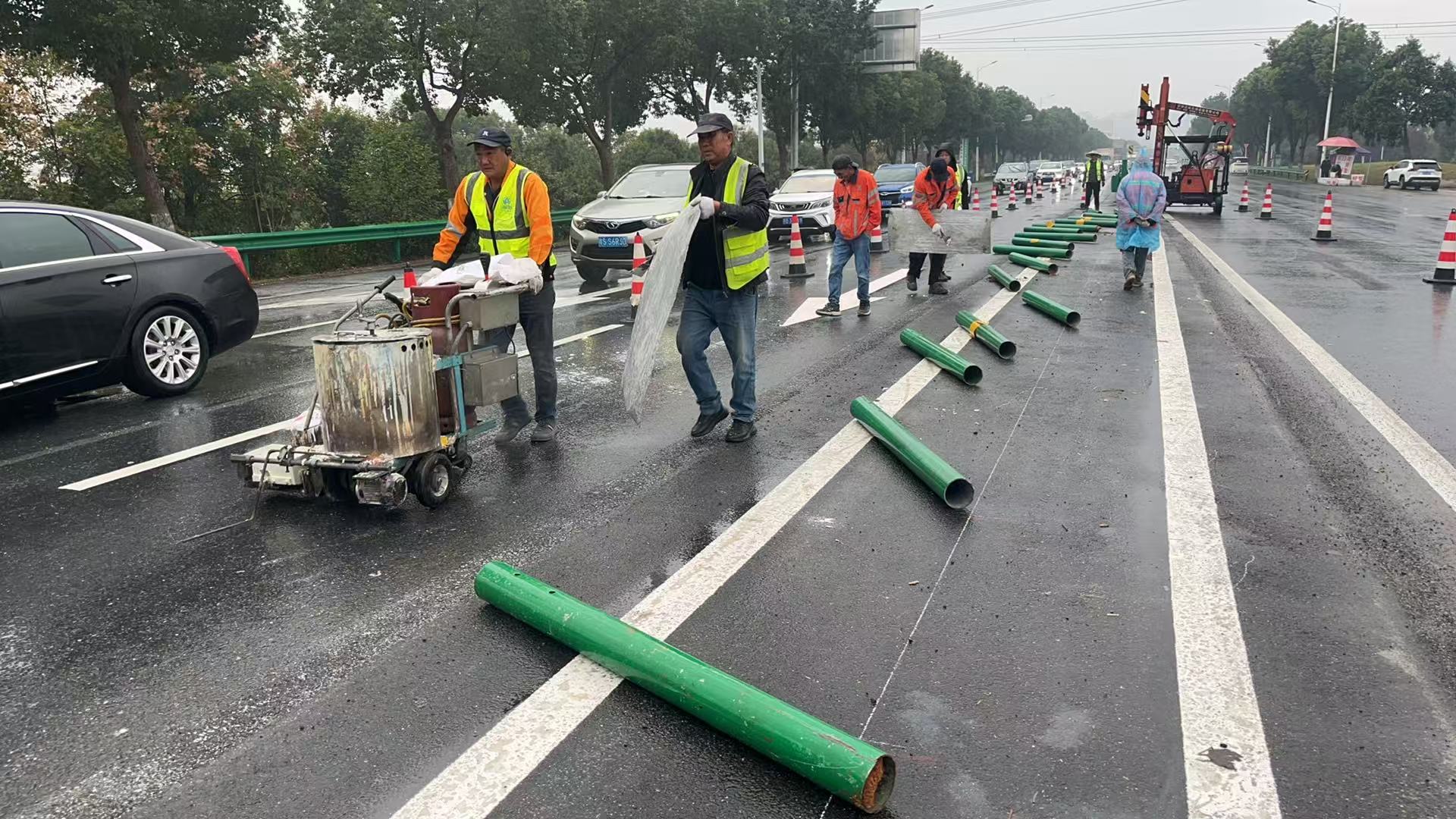 波行護欄安裝工程